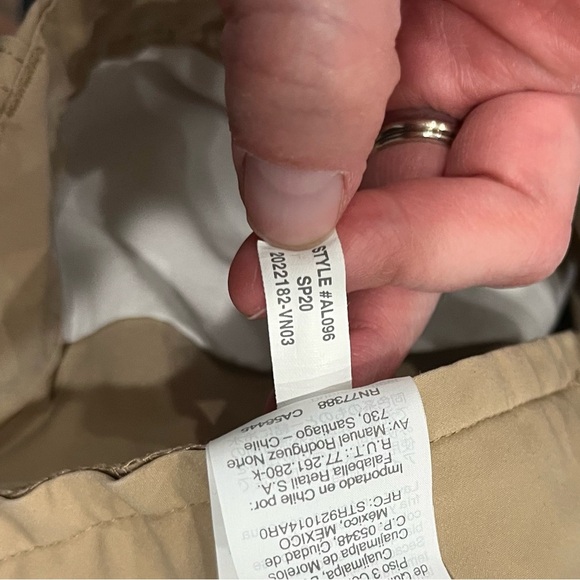 J. Crew Shorts Men's 36 9" Tech Short Khaki Preppy Summer Classic Golf AL096 - Picture 8 of 9